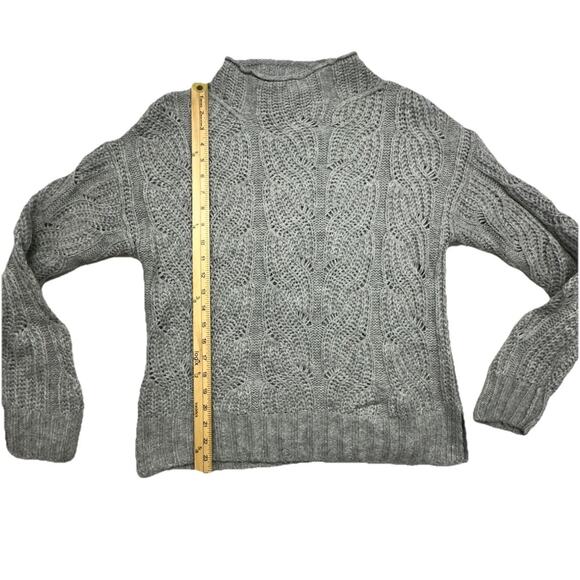 J. Crew Womens Size Medium Pointelle cable sweater Gray Alpaca - Picture 2 of 7
